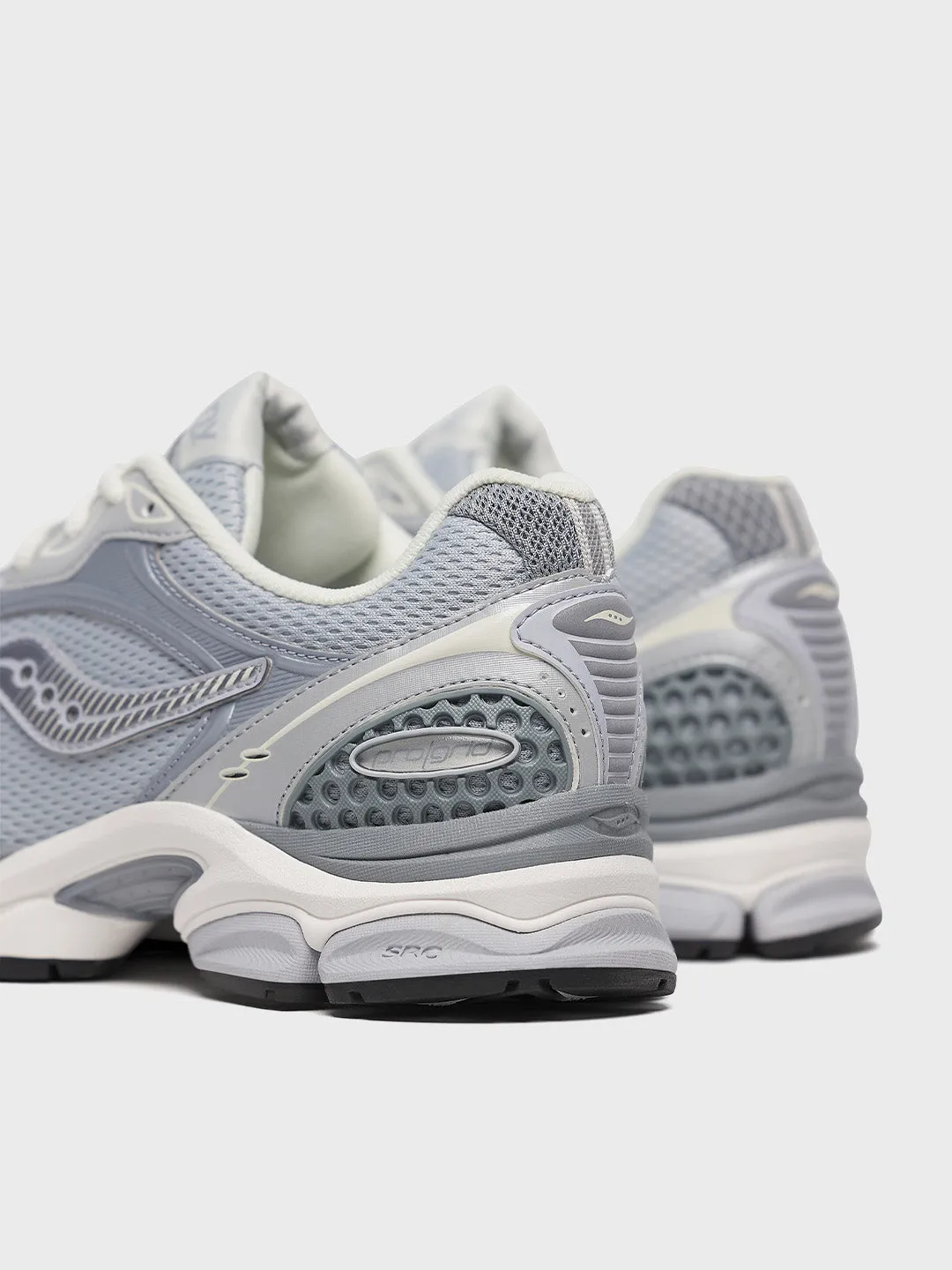 Saucony Progrid Triumph 4 Sneakers | Light Grey