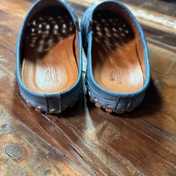 Spring Step woman’s Blue Leather Fusalide Slip-On Mules Size 39 (US 8.5)