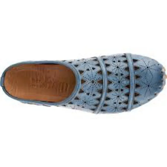 Spring Step woman’s Blue Leather Fusalide Slip-On Mules Size 39 (US 8.5)