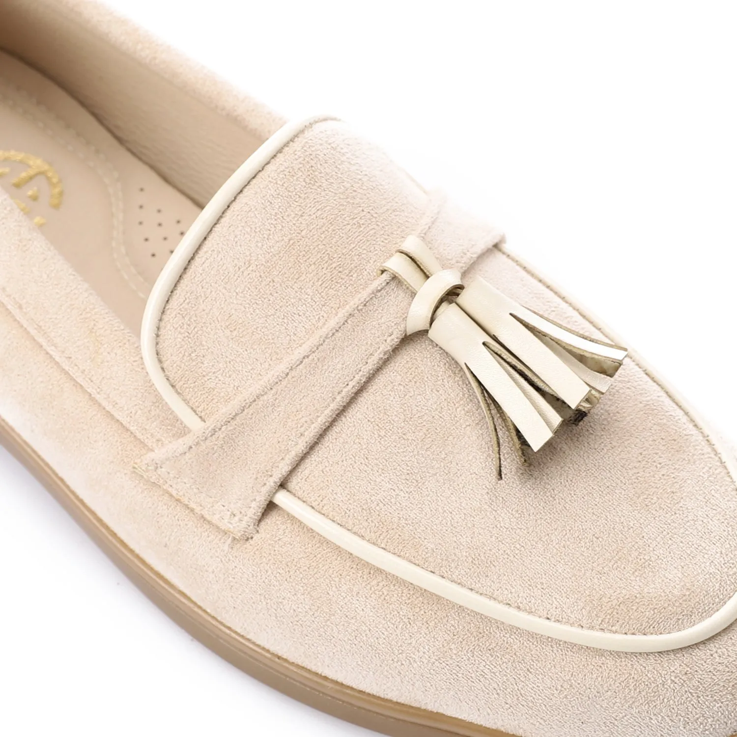 Tassel loafers in  beige suede leather