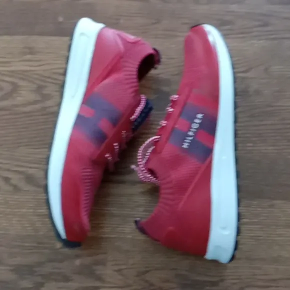Tommy Hilfiger men's sneakers-NEW