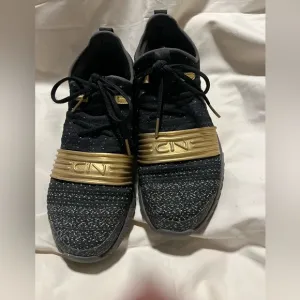 Under Armour C1N Trainer size 6Y