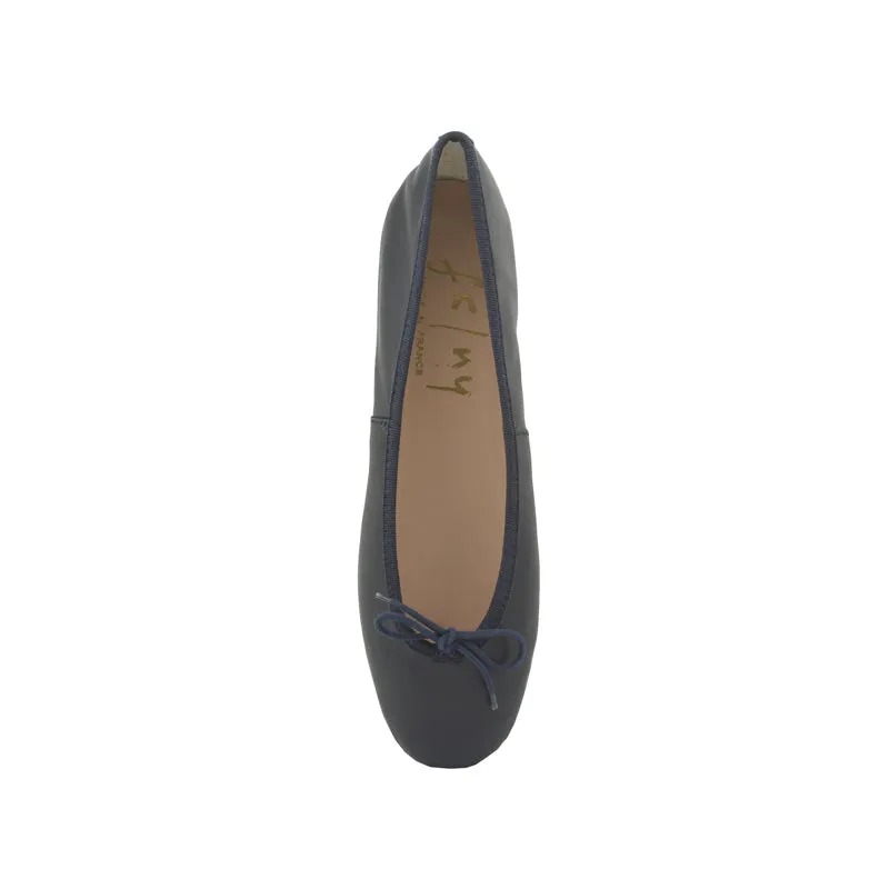 Zoe - Navy Leather